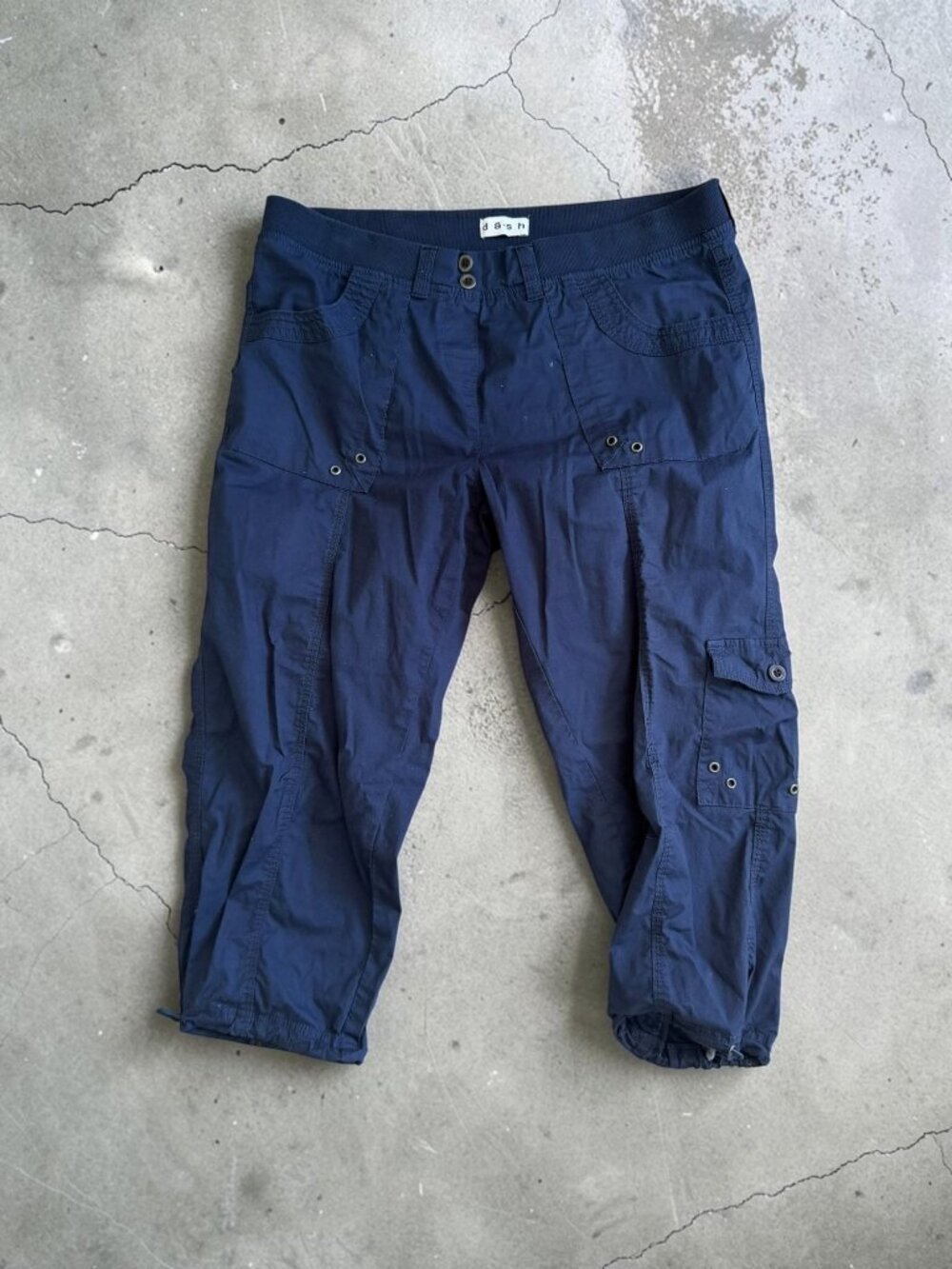 DA-SH Women’s Blue Cargo Capris Size Medium
